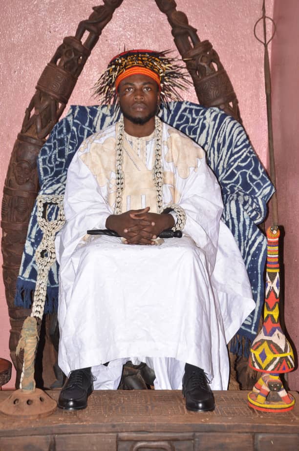 Sa Majeste, Chef de la Chefferie Batcham